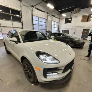 Auto Glass Pro Etobicoke Before and After Photos 102